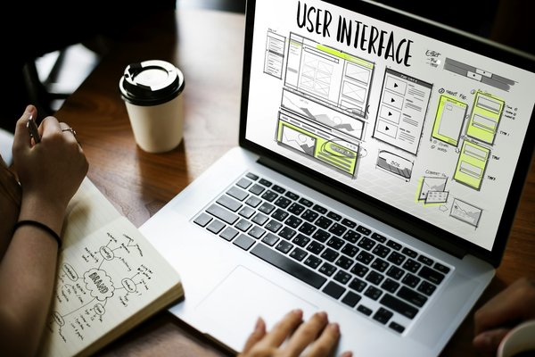 Créer un site web performant à annecy : boostez votre présence en ligne